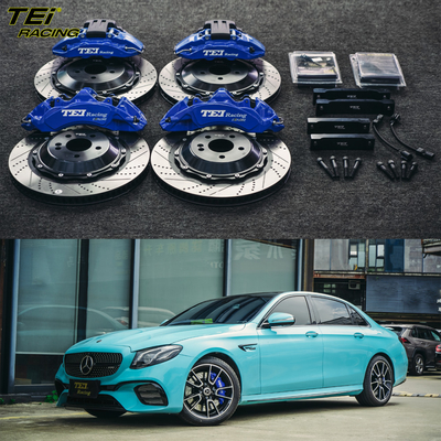 フロント6ピストンとバック4ピストンキャリパー BBK自動ブレーキシステム メルセデス・ベンツE300 19インチフレーム